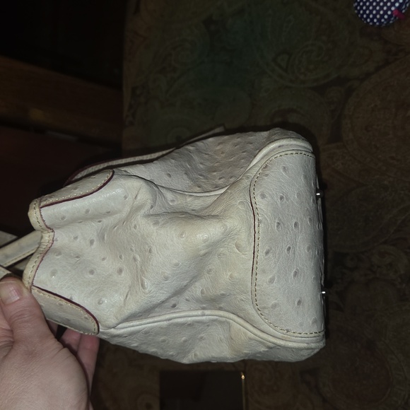 Vintage Dooney&Bourke Ostrich Embossed Crossbody $398 Retail - Picture 6 of 16